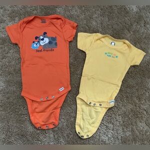 Gerber Set of 2 Bodysuits